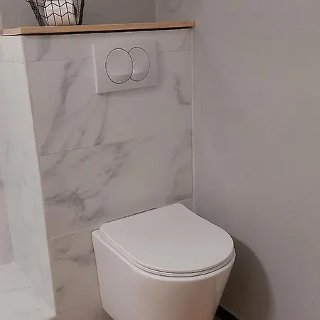 Apartmán T2 En Rdc Avec Terrasse *